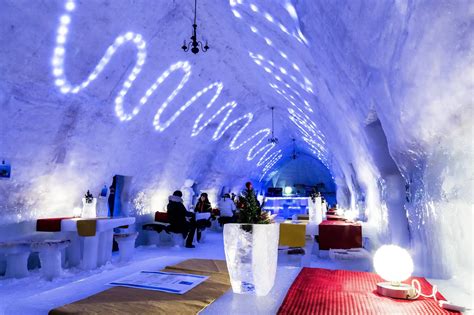 Hotel of Ice .